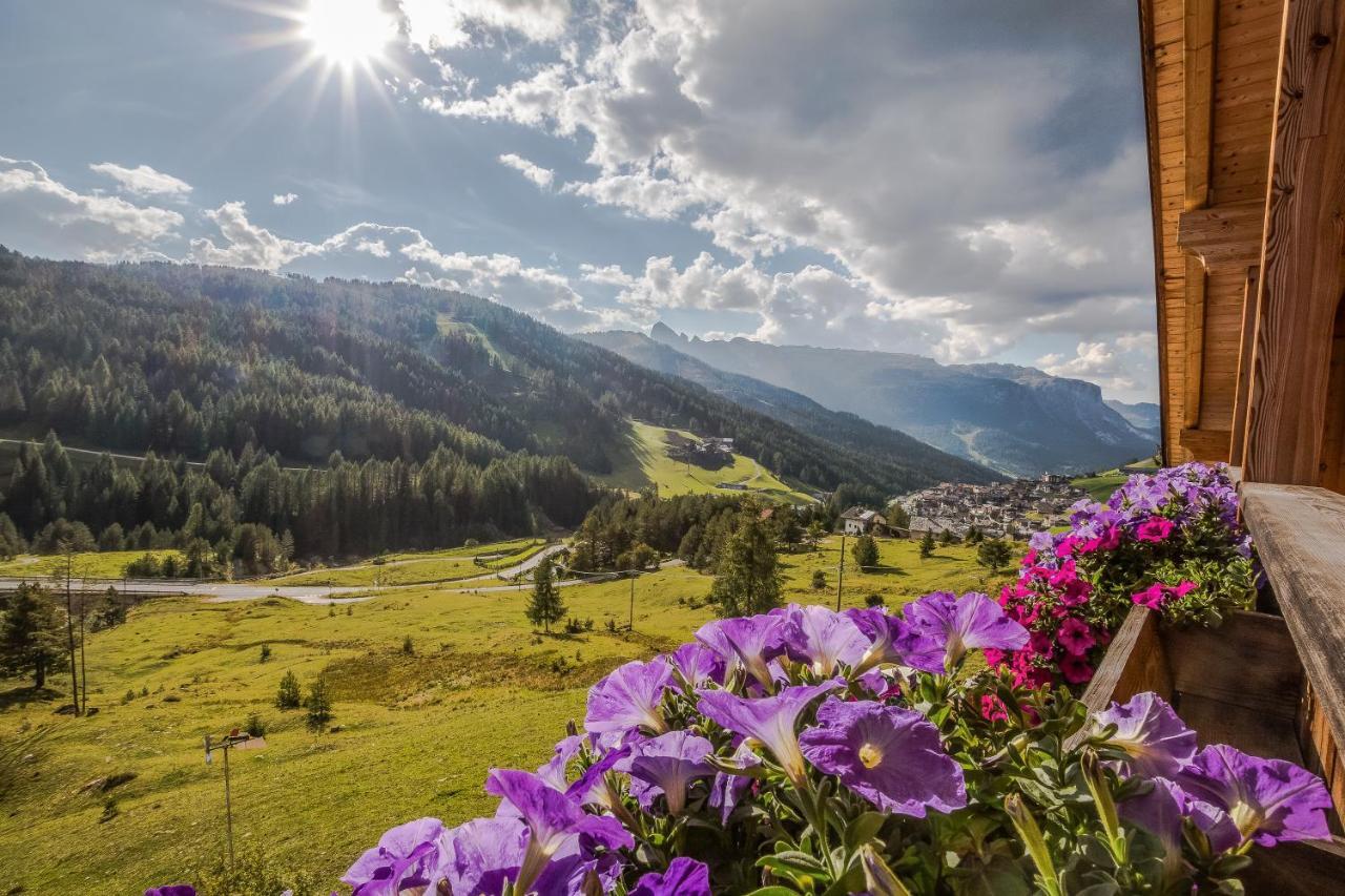 Garni Baita San Cassiano  Zewnętrze zdjęcie